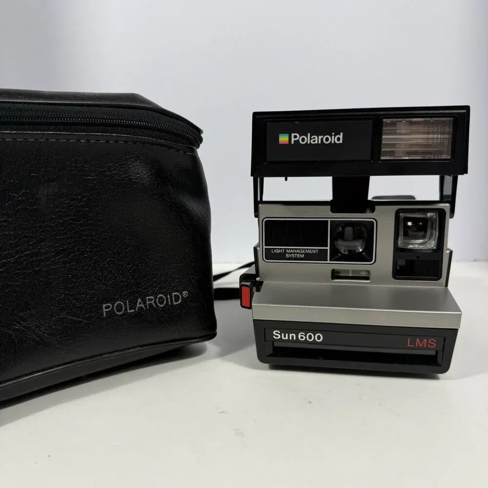 Vintage Polaroid Sun 660 Autofocus Instant Camera 600 Series Film Camera READ